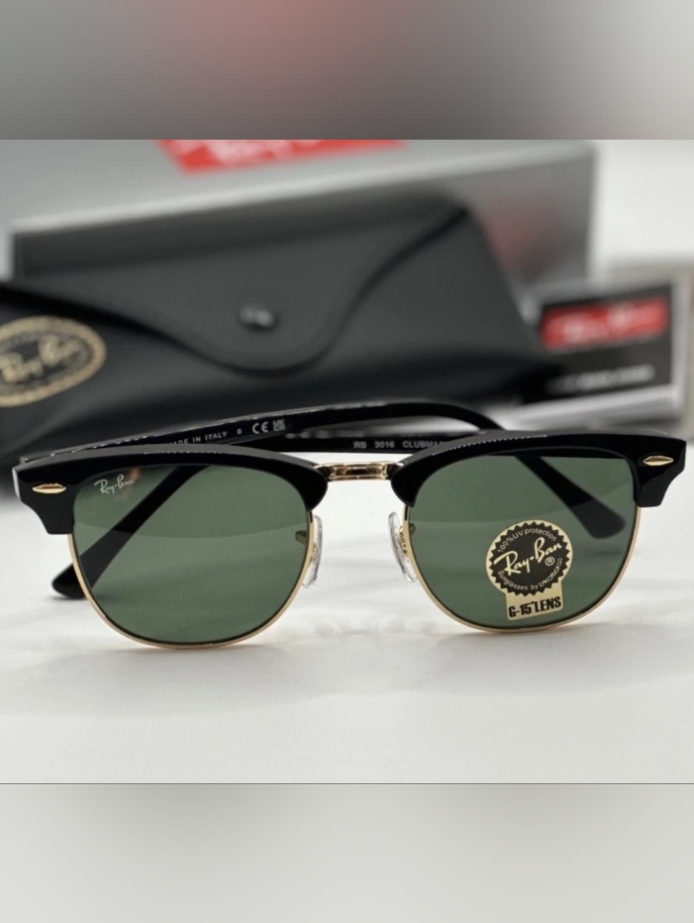 New With Box Ray-Ban RB3016 Clubmaster Black/Gold Frame Green Lenses G-15 Lens